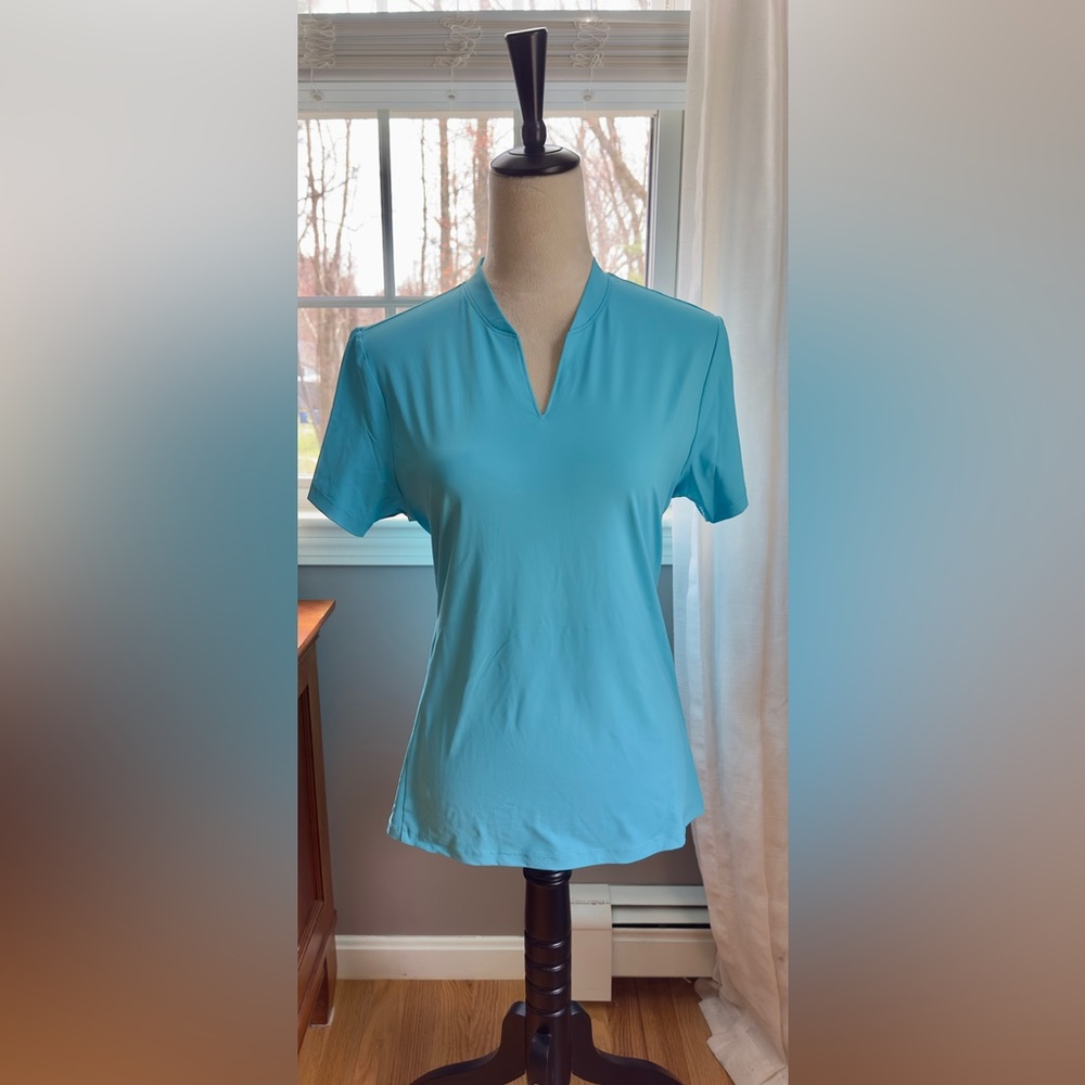 Baleaf Aqua Blue V-Notch Short Sleeve Performance Tee